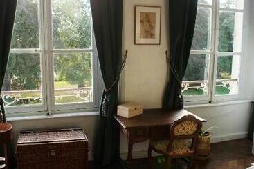 Bed and Breakfast Chateau De Bouillancourt En Sery