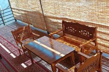 Halalhostel
