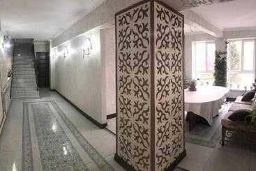 Halalhostel