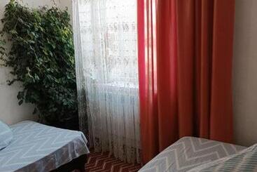 Halalhostel