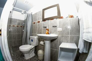 پانسیون Hostal Jasmin