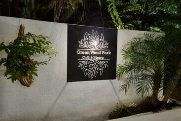 استراحتگاه Green Wood Park Cottage Samui, Bangrak Beach