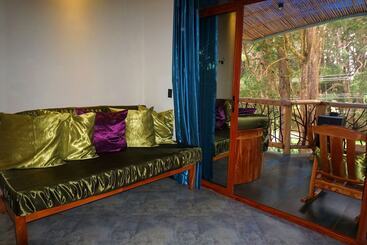 پانسیون Room In Guest Room  Room With Jacuzzi, Vacation Spa House With Turkish Bath