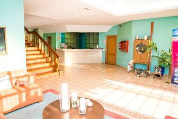 Apartamentos LIVVO Puerto de Mogán