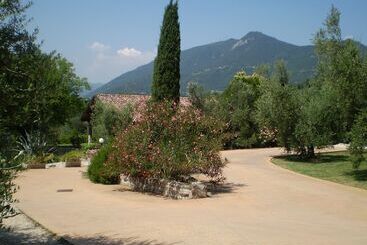 هتل Agriturismo Renzano Garden Apartments