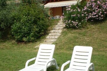 هتل Agriturismo Renzano Garden Apartments