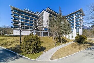 هتل Borjomi Likani Health & Spa Centre