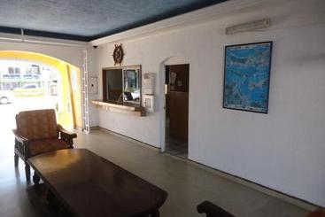 هتل Bagasi Manzanillo