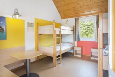 هتل Heide Park Holiday Camp