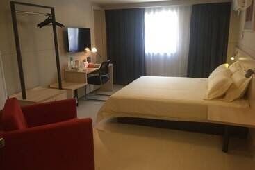 هتل Jinjiang Inn Xiamen Hexiang Road West