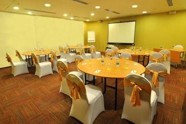 Keys Select By Lemon Tree Hotels, Kochi