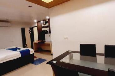 ホテル Kosala Vijayawada
