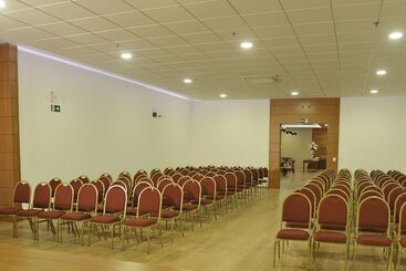 هتل Maestro Premium Cascavel
