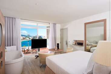 ホテル Meliá Calviá Beach