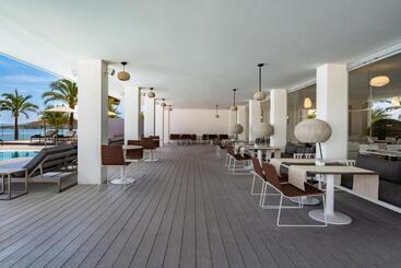 ホテル Meliá Calviá Beach