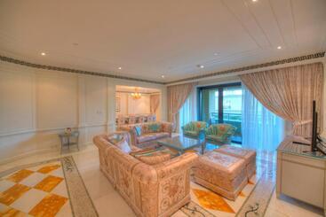هتل Palazzo Versace Dubai