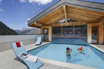 هتل Residence Nemea Le Grand Lodge