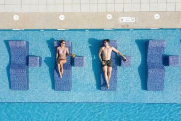 هتل Riu Turquoise - All Inclusive