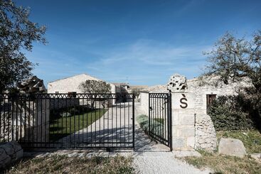 La Dimora Di Spartivento, Bw Signature Collection