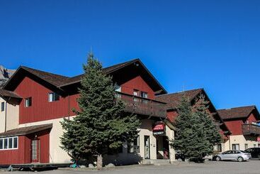 מוטל Bighorn Inn & Suites