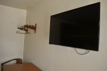 مُتل Budget Inn Williamsville