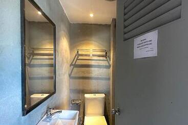 Arch Dormitorio Cenang    Hostel