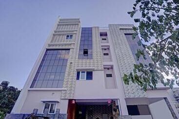پانسیون O Home Luxury Stay Near Cosmopolis