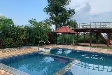 هتل Exotic Valley Pet Friendly, Mahabaleshwar