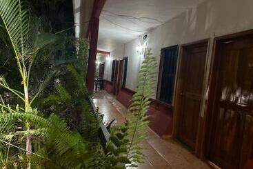 هتل Posada La Cañada