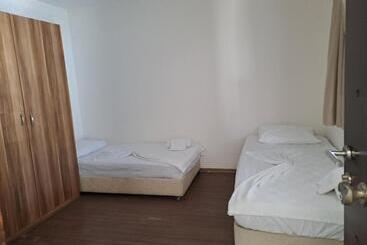 Meu La Boutique