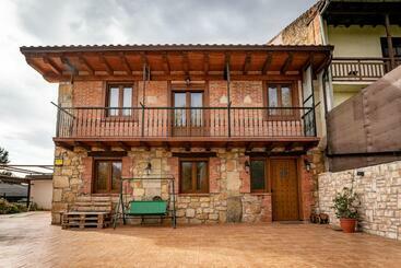 Casa Rural La Magdalena - Ribamontan al Monte