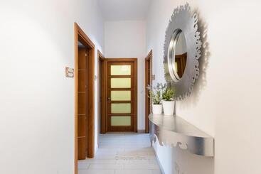 پانسیون House&villas   Napoli 49