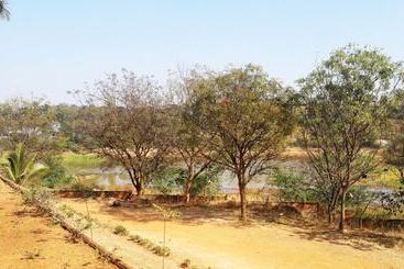 Cotton County Club And Resort