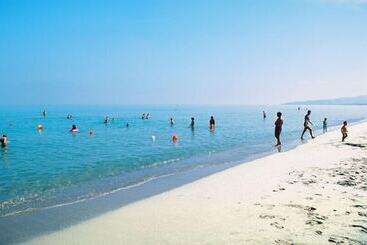 호텔 Camping Village Li Nibari