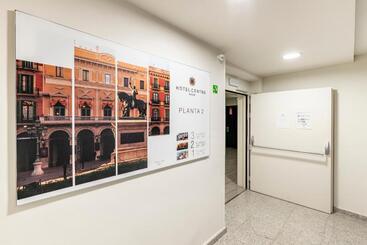 هتل Centre Reus