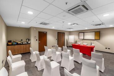 هتل City Express By Marriott Tuxpan