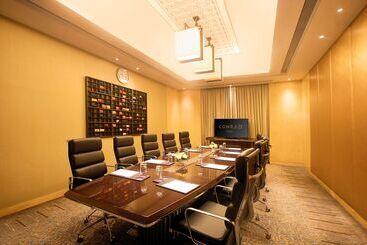 هتل Conrad Pune By Hilton