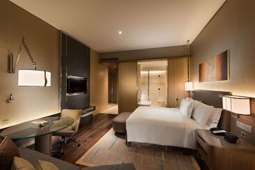هتل Conrad Pune By Hilton
