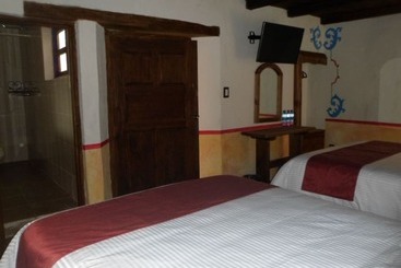 هتل La Capilla
