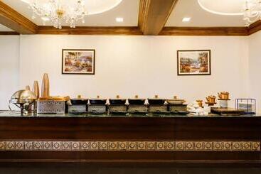 هتل Summit Barsana Resort & Spa