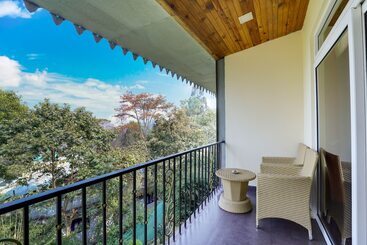 هتل Summit Barsana Resort & Spa