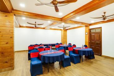 هتل Summit Barsana Resort & Spa