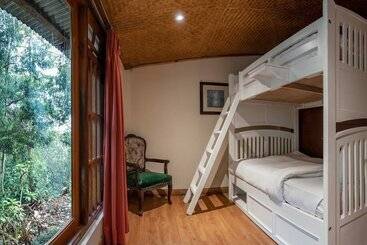 هتل Summit Barsana Resort & Spa