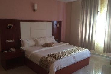 هتل Sun Beach