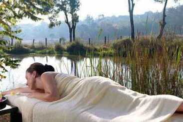هتل The Serai Chickmagalur
