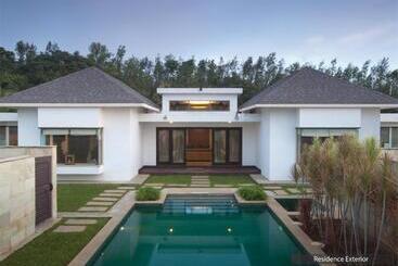 هتل The Serai Chickmagalur