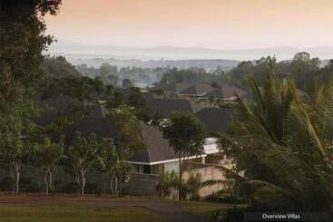 هتل The Serai Chickmagalur