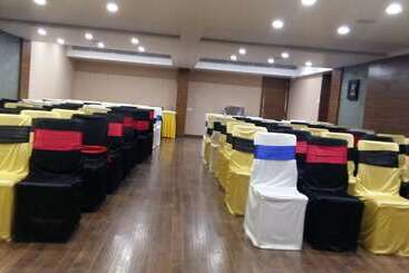 Pride Biznotel Vadodara