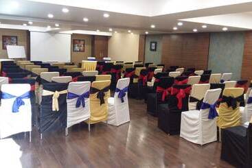 Pride Biznotel Vadodara