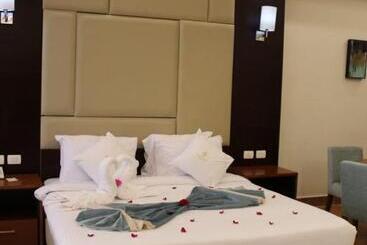 هتل Royal Jewel Al Raml